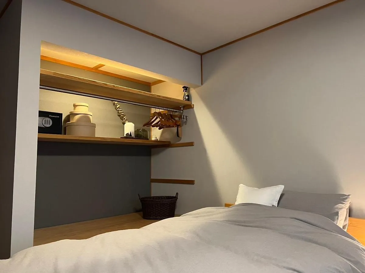 Slope Apartment Kutchan 0*,  Japan